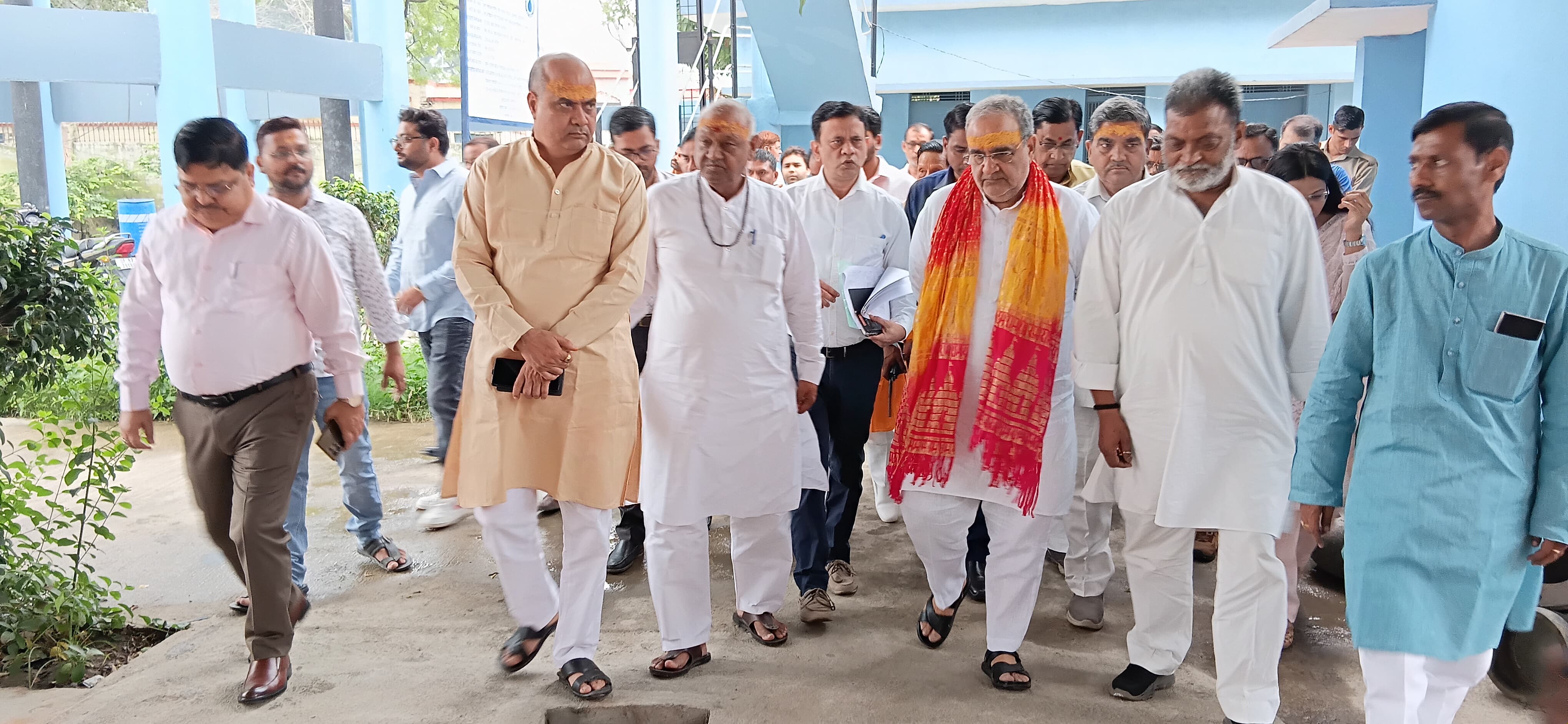 कासगंज: के सूक्ष्म लघु एवं मध्यम विभाग के मंत्री कासगंज जनपद के प्रभारी मंत्री भूपेंद्र सिंह चौधरी ने  जनपद भ्रमण कार्यक्रम के दौरान नगरपालिका परिषद सोरों क्षेत्र में निर्माणाधीन पेयजल योजना का स्थलीय निरीक्षण किया