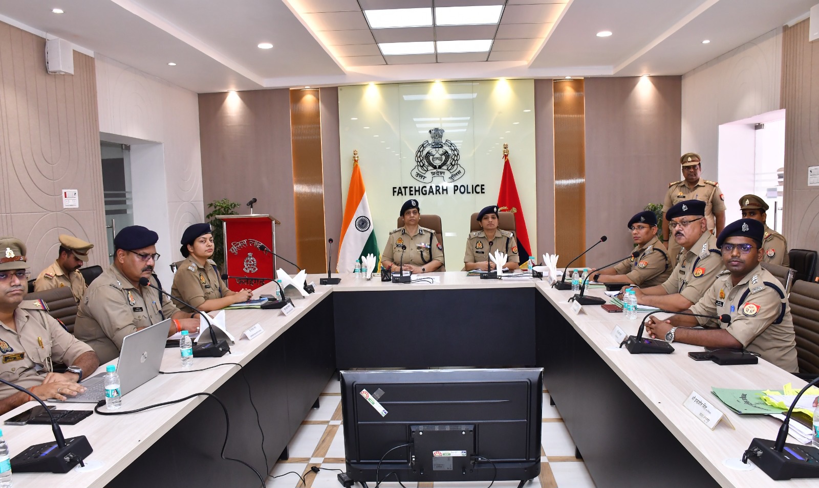 फर्रुखाबाद:एडीजी अनुपम कुलश्रेष्ठ ने की पुलिसिंग की समीक्षा, साइबर अपराध नियंत्रण और जनसुनवाई पर दिया विशेष जोर