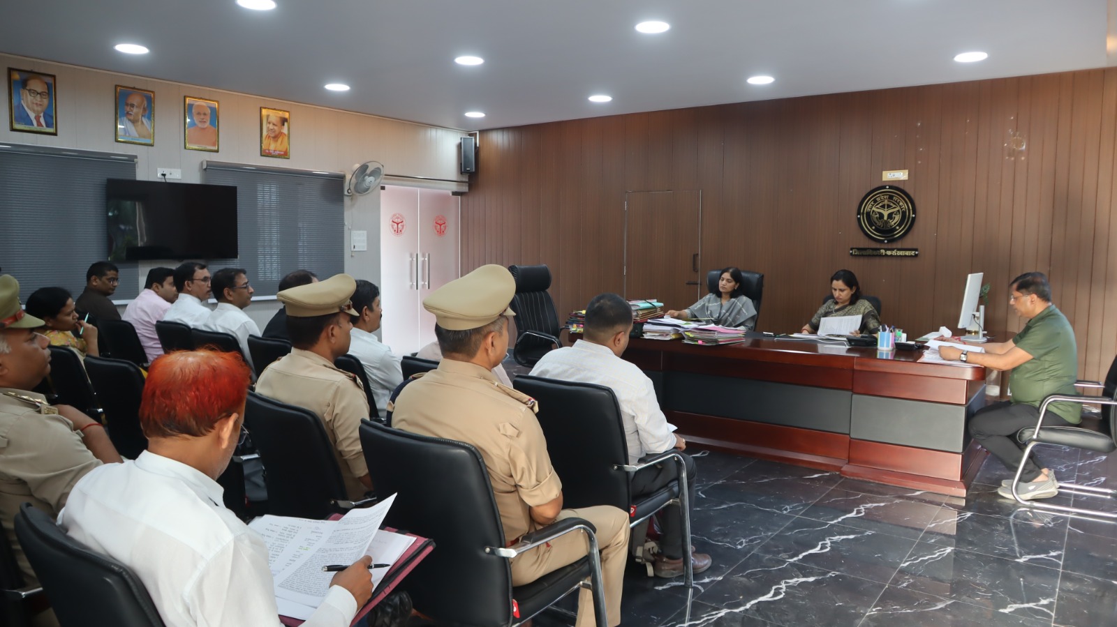 फर्रुखाबाद में एनसीओआरडी समिति की बैठक सम्पन्न, नशे के अवैध कारोबार पर सख्त कार्रवाई के निर्देश