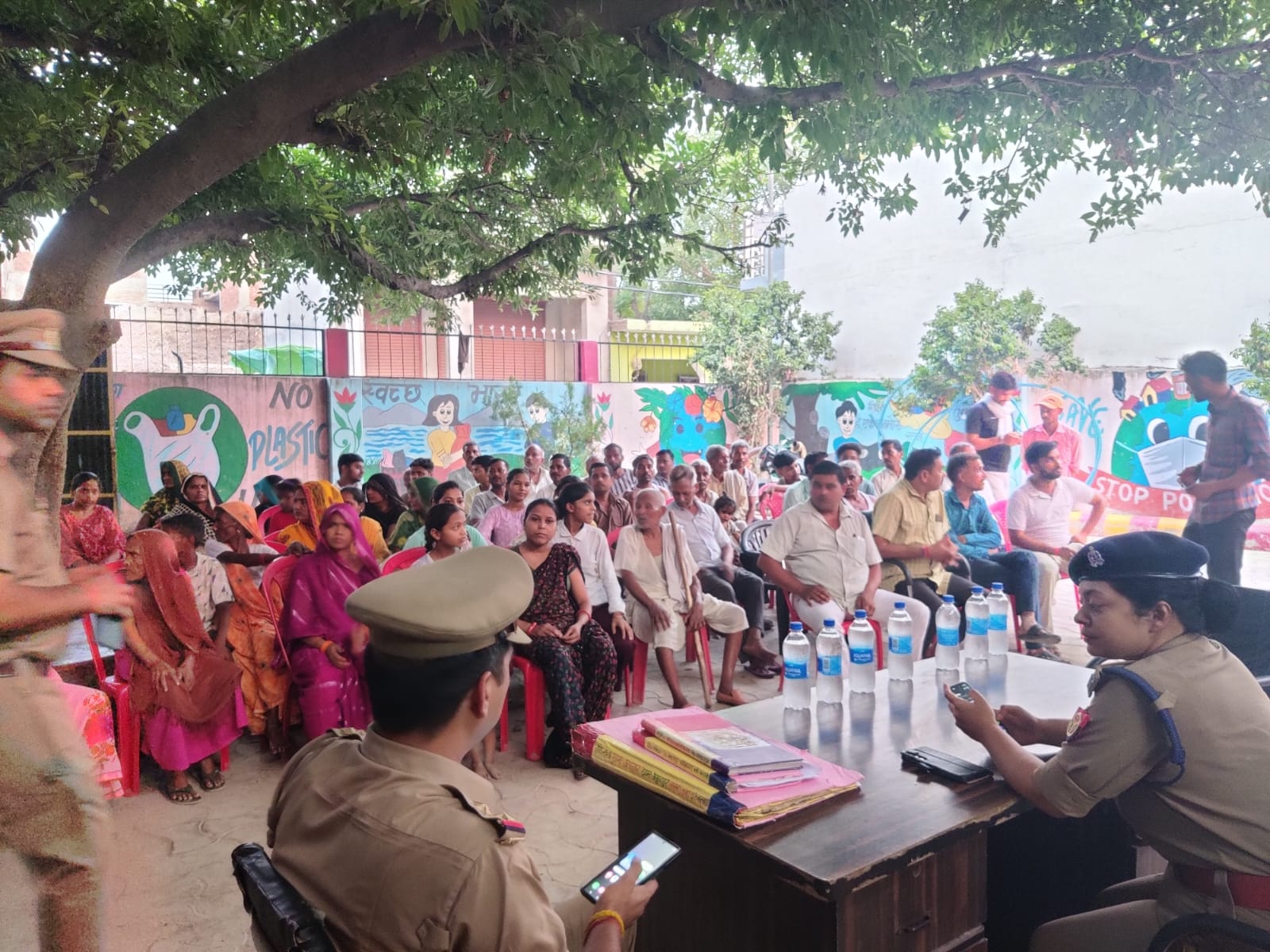 फर्रुखाबाद: पुलिस ने शुरू किया 'ऑपरेशन ग्राम संवाद', गांव-गांव पहुंचकर लोगों से करेगी सीधा संवाद