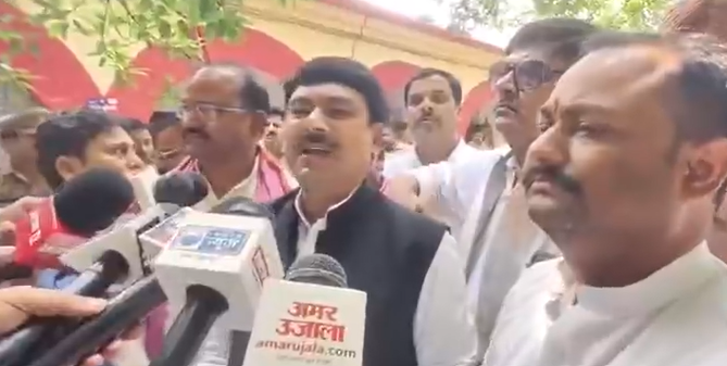 सपा में टूट की बात पर भड़के सपा सांसद: लखीमपुर खीरी कोतवाली में दी तहरीर