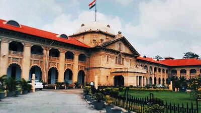 प्रयागराज:इलाहाबाद हाईकोर्ट ने ग्राम प्रधानों को प्रशासक बनाए जाने पर लगाई रोक, सरकार का फैसला असंवैधानिक करार