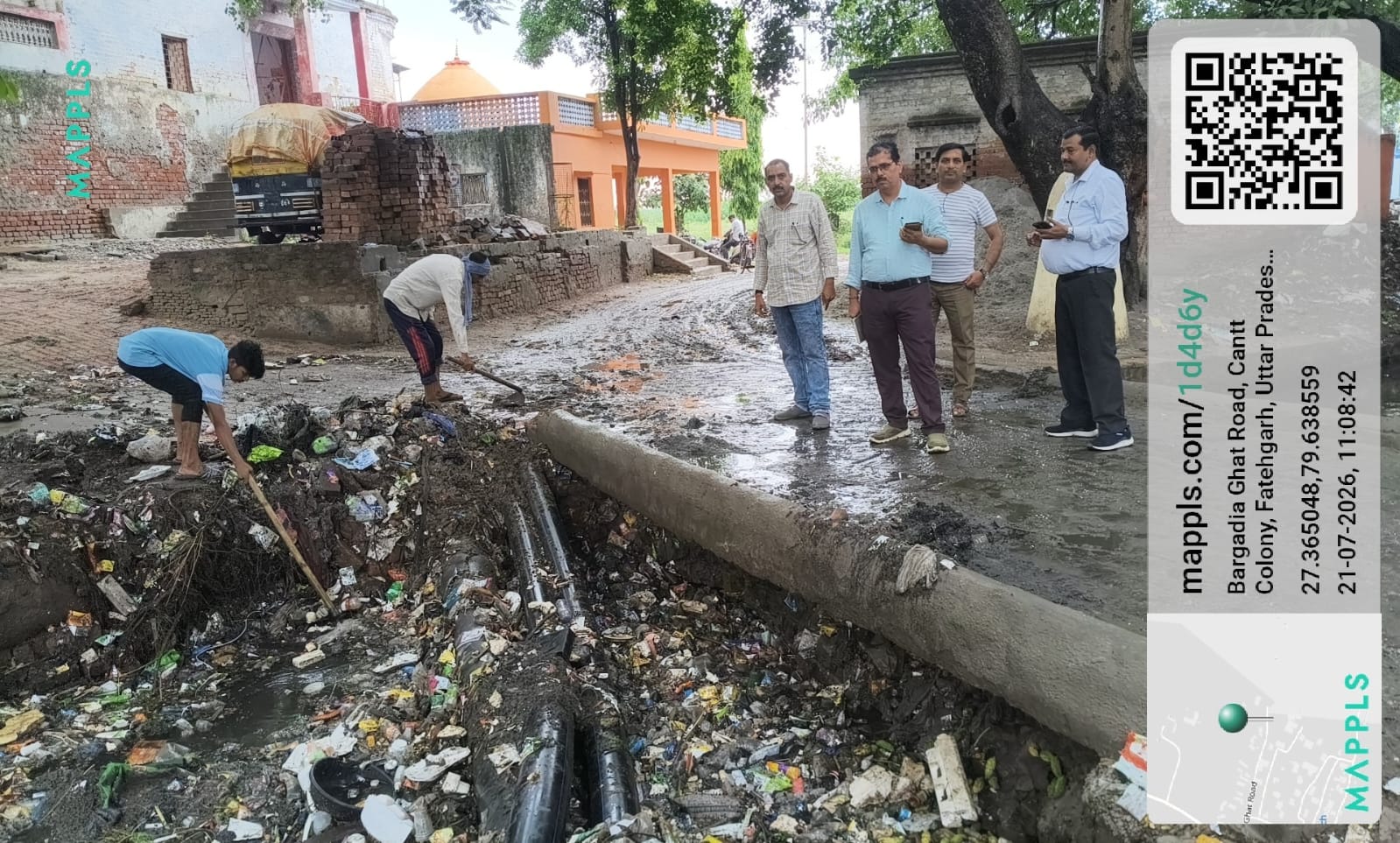 फर्रुखाबाद में 16 प्रमुख नालों का स्थलीय निरीक्षण, जल निकासी व्यवस्था संतोषजनक