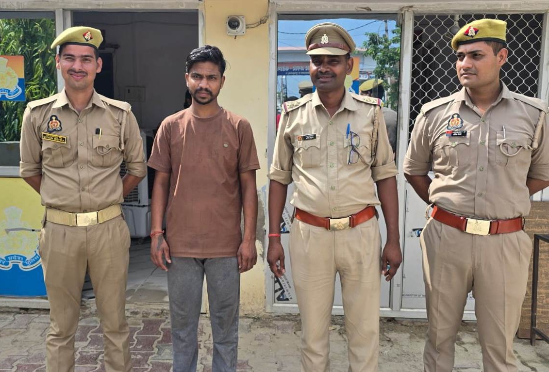 फर्रुखाबाद:नाबालिग युवती को बहला-फुसलाकर भगाने का आरोपी गिरफ्तार, पॉक्सो एक्ट समेत गंभीर धाराओं में कार्रवाई