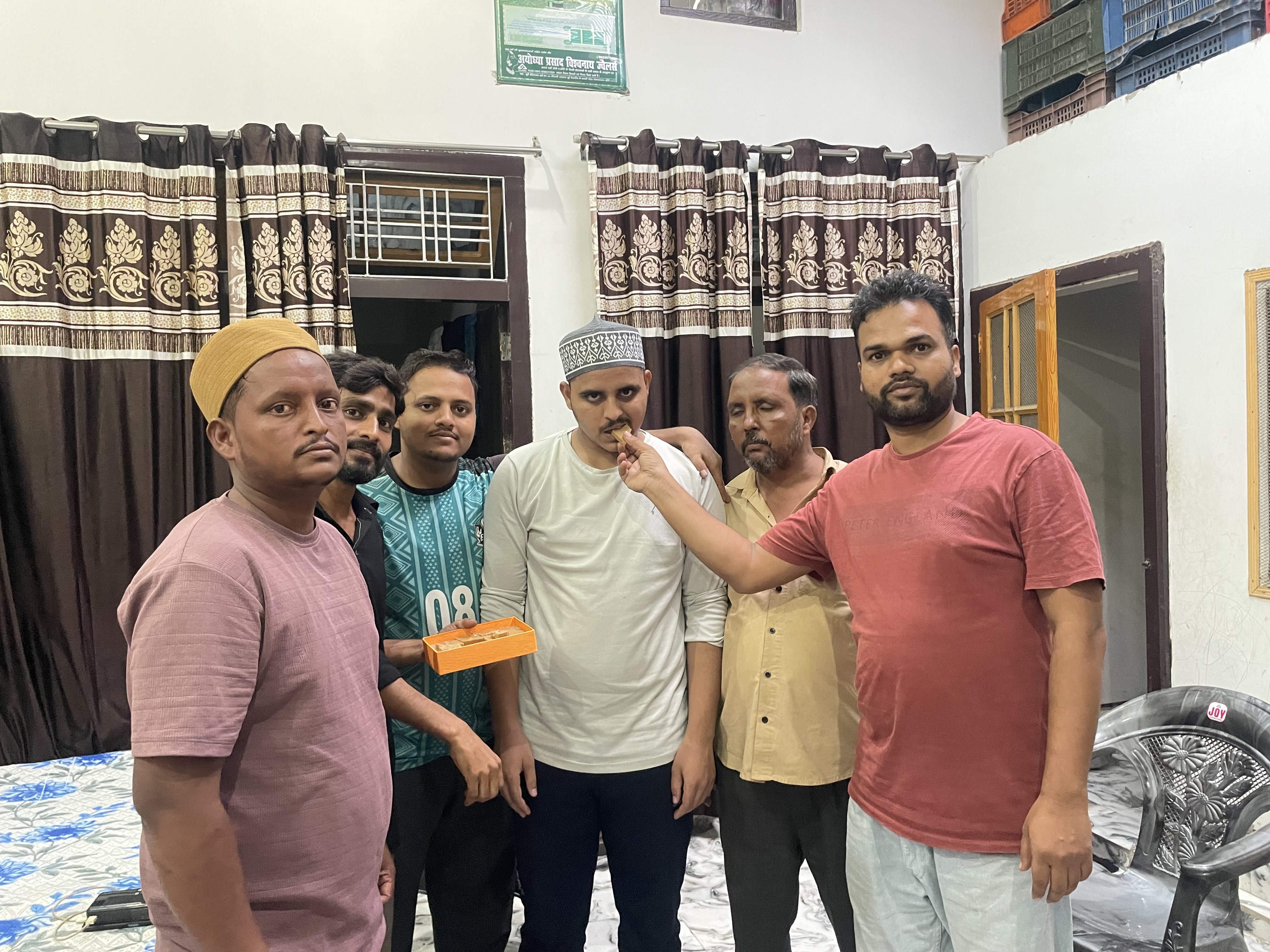 गोला गोकर्णनाथ : माँ के देहांत के अगले दिन परीक्षा,सफल होकर पूरा किया माँ का सपना