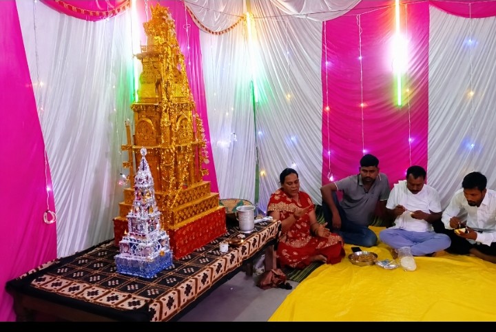 सीतापुर:मछरेहटा में दसवां ताजिया मेला श्रद्धा और सौहार्द के साथ संपन्न, उमड़ी हजारों श्रद्धालुओं की भीड़