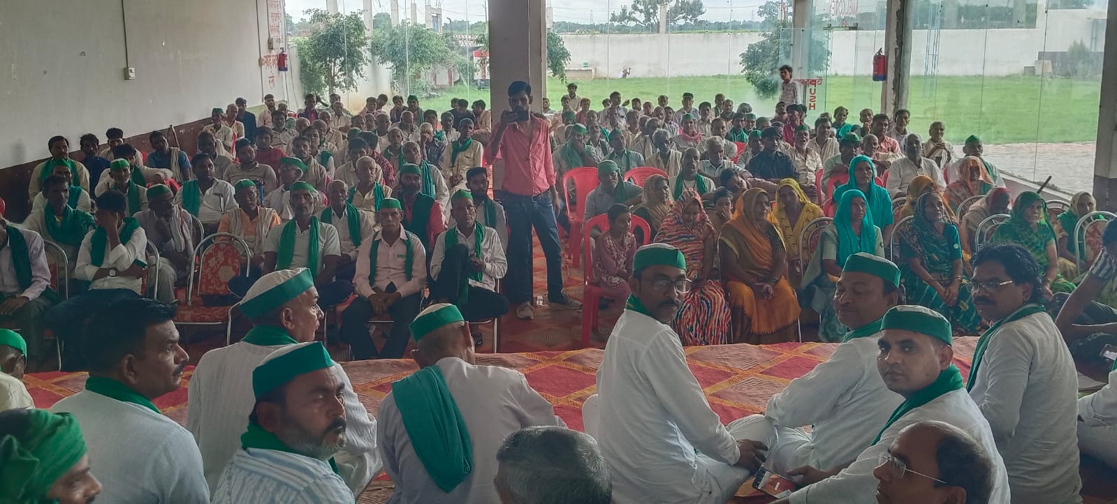 फर्रुखाबाद: नवाबगंज में भारतीय किसान यूनियन (टिकैत )ने 15 अगस्त को लेकर मासिक बैठक की
