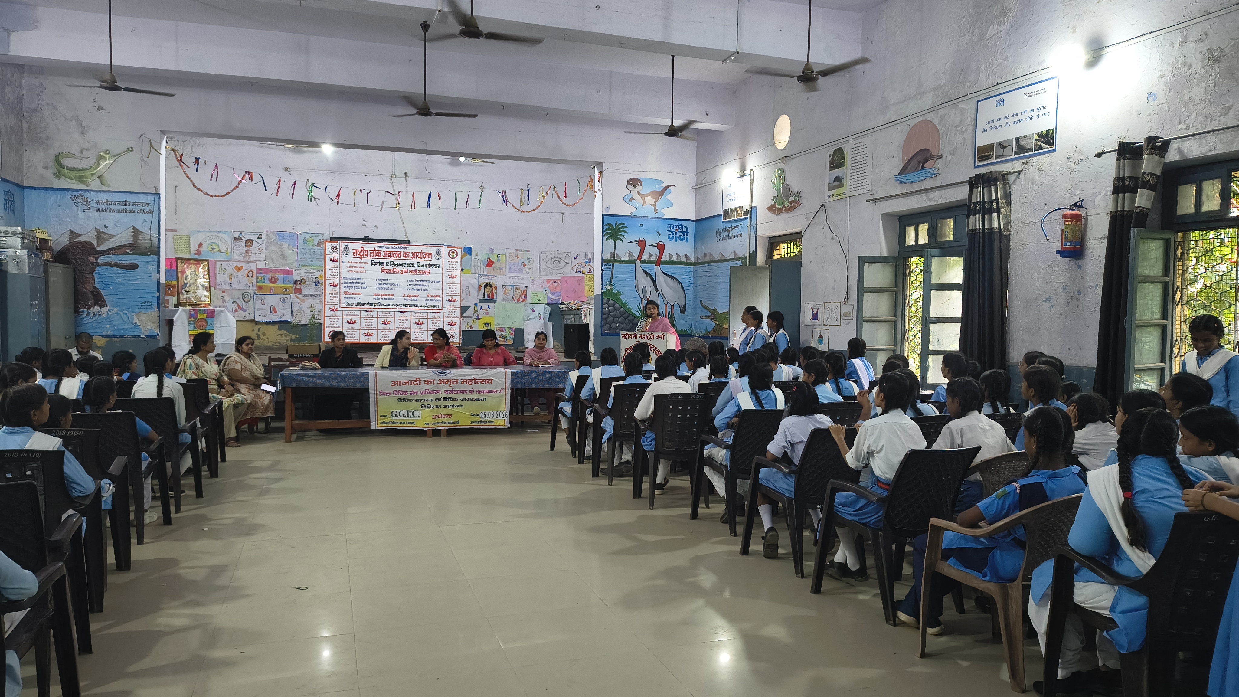फर्रुखाबाद:बाल विवाह एवं ट्रांसजेंडर व्यक्तियों के अधिकारों पर छात्राओं को किया जागरूक