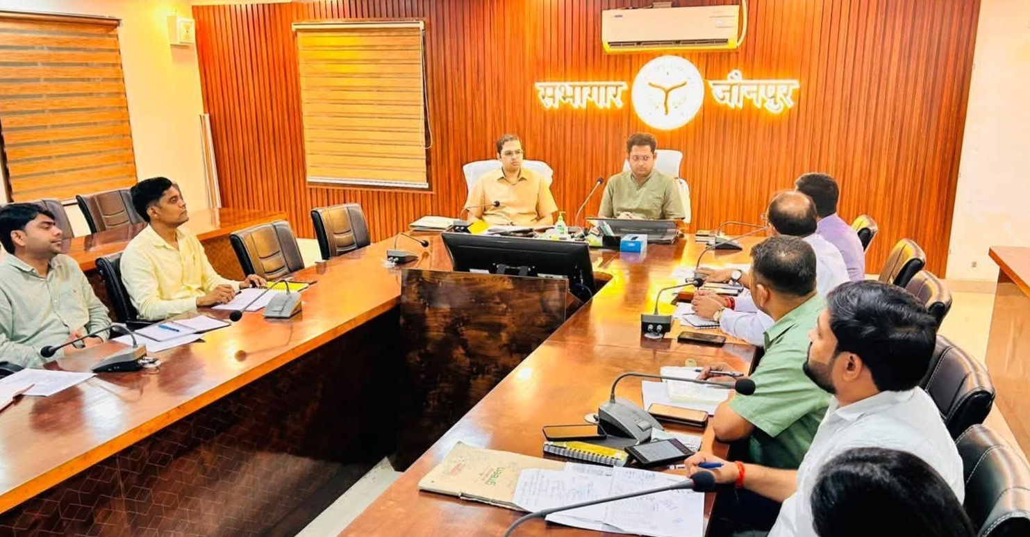 जौनपुर:सभी ग्राम पंचायतो में दिखेगी विकास की तस्वीर मुख्य प्रवेश द्वार पर लगेगा सूचना बोर्ड-