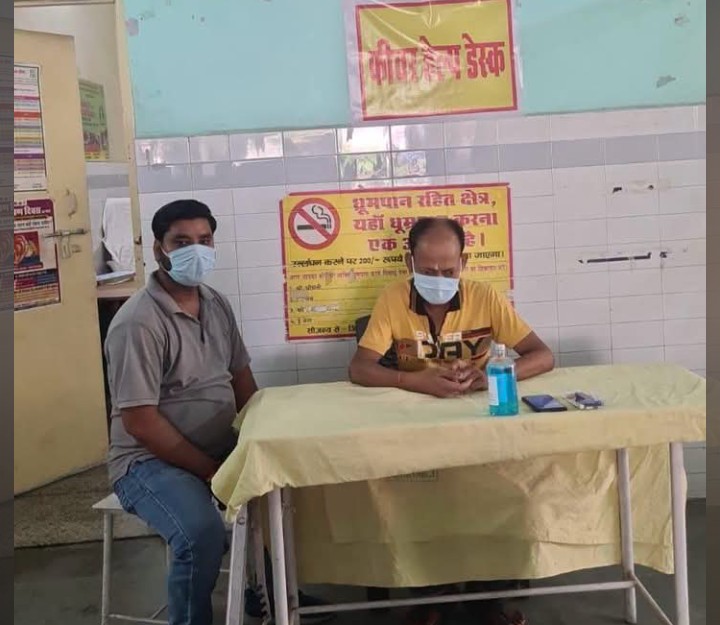 लखीमपुर खीरी : शासन के निर्देश पर फीवर हेल्प डेस्क का शुभारंभ