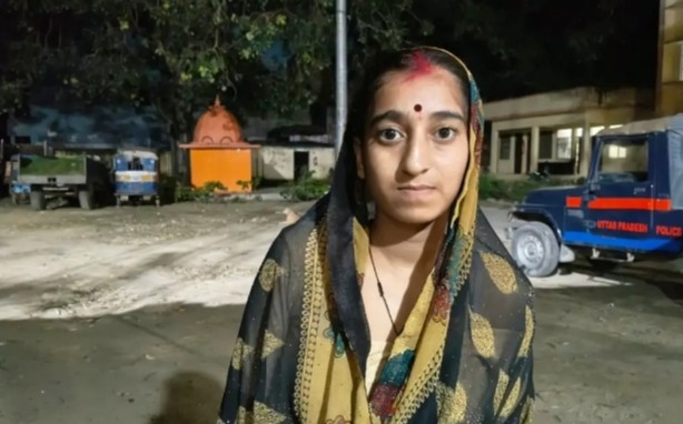 फर्रुखाबाद : तमंचे की नोक पर नवविवाहिता से 7.05 लाख की लूट, दो युवकों पर आरोप