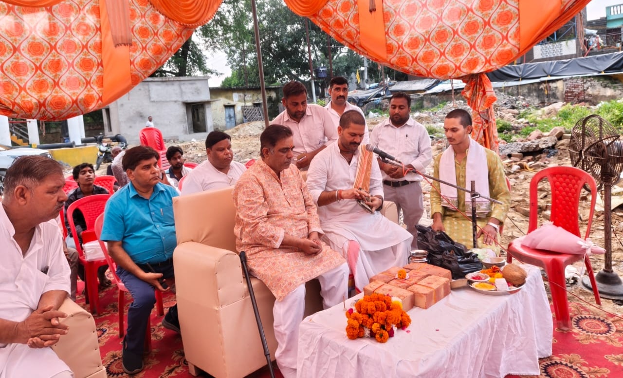 फर्रुखाबाद:₹4.92 करोड़ की लागत से पांचाल घाट का होगा पर्यटन विकास, विधायक मेजर सुनील दत्त द्विवेदी ने किया भूमि पूजन