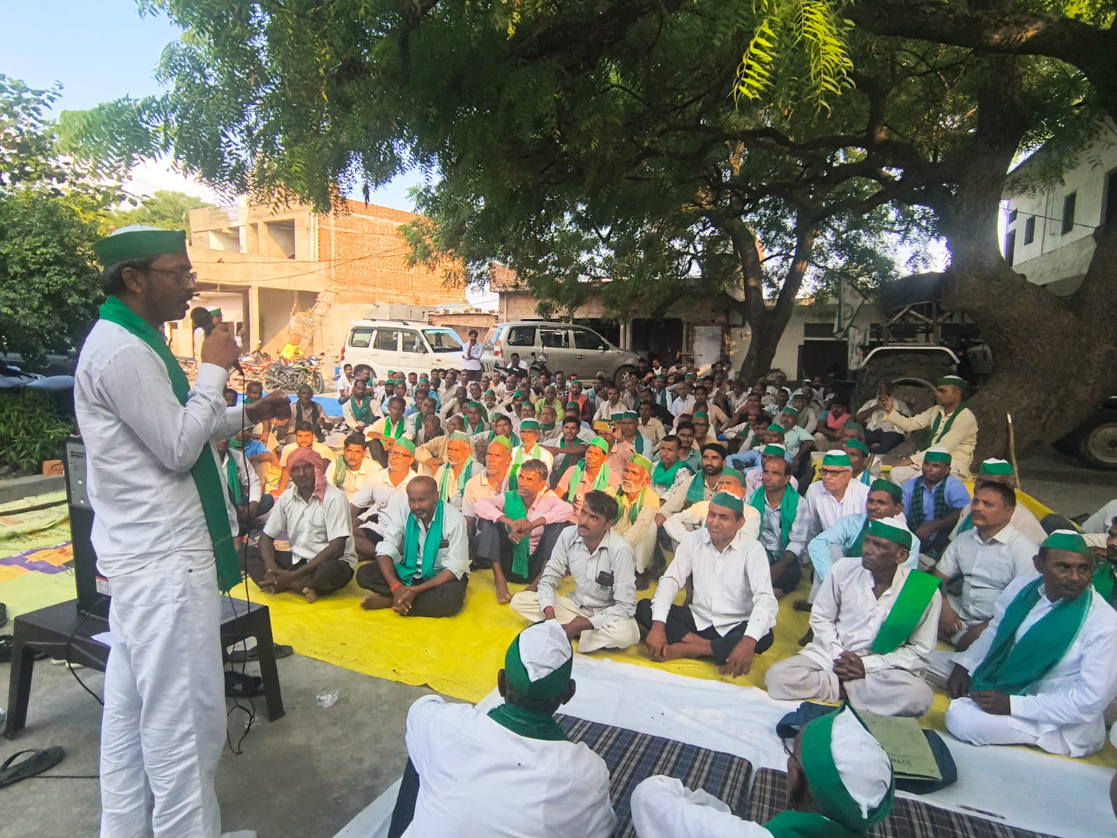 फर्रुखाबाद:किसानों को अब संगठित होना जरूरी : अजय कटियार, औद्योगिक गलियारे में जा रही जमीनों को लेकर जताई चिंता