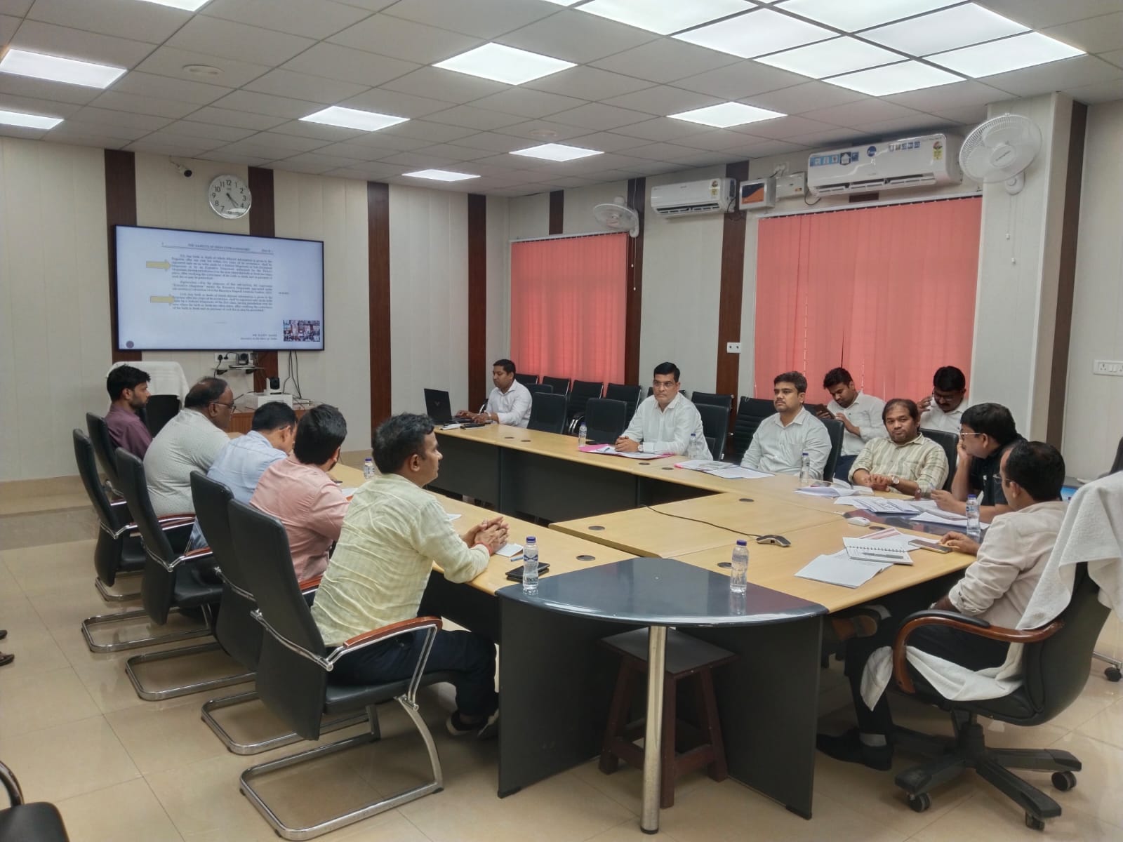 मुख्य सचिव की अध्यक्षता में आयोजित वीसी समीक्षा बैठक में जनपद की जनगणना तैयारियों की हुई समीक्षा