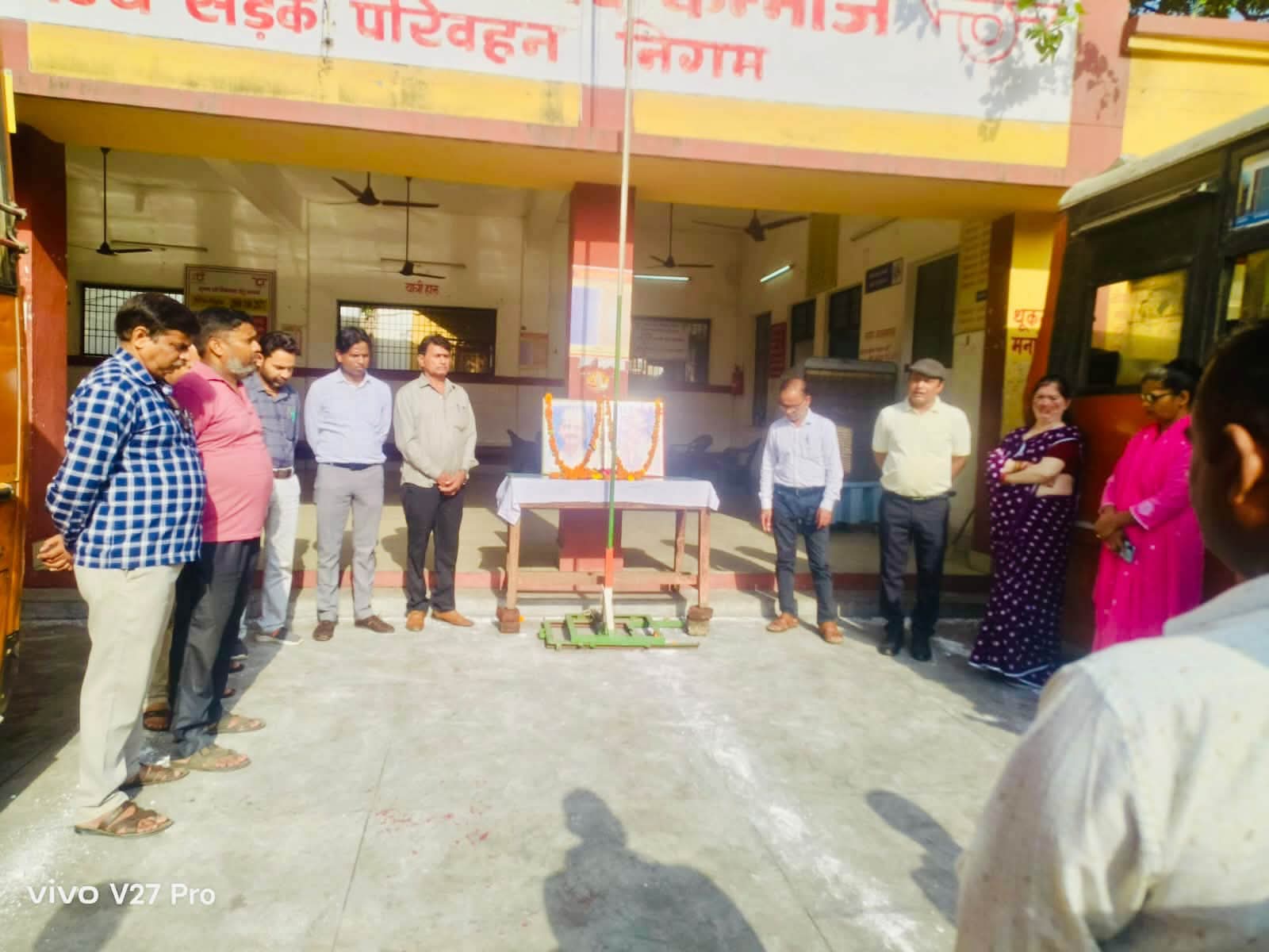 कन्नौज:छिबरामऊ डिपो में धूमधाम से मनाई गई गांधी जयंती, कर्मचारियों ने लिया गांधी जी के आदर्शों पर चलने का संकल्प