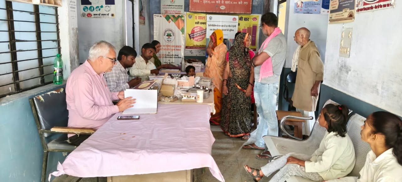 फर्रुखाबाद:34 स्वास्थ्य केंद्रों पर मुख्यमंत्री आरोग्य मेला, 1540 मरीजों को मिला उपचार