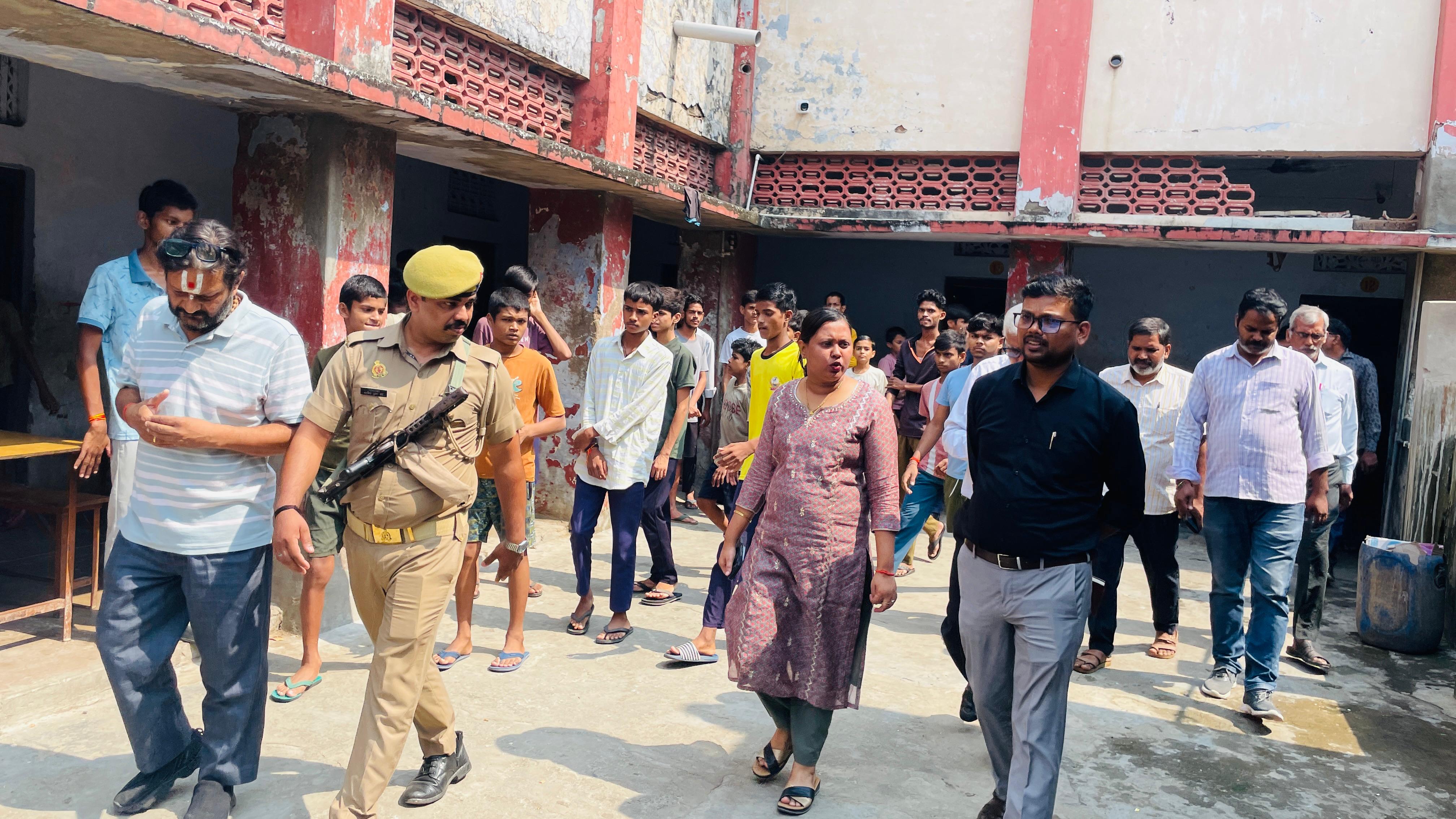 प्रयागराज:  मूक बधिर विद्यालय जॉर्जटाउन का मुख्य विकास अधिकारी के द्वारा औचक निरीक्षण।*