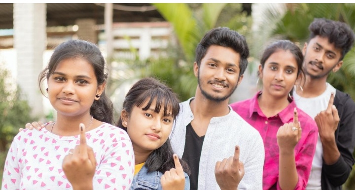 जौनपुर :निर्वाचक नामावली में पंजीकरण से छूटे हुए एवं प्रथम बार/युवा निर्वाचकों के नाम सम्मिलित किये हेतु विशेष अभियान 
