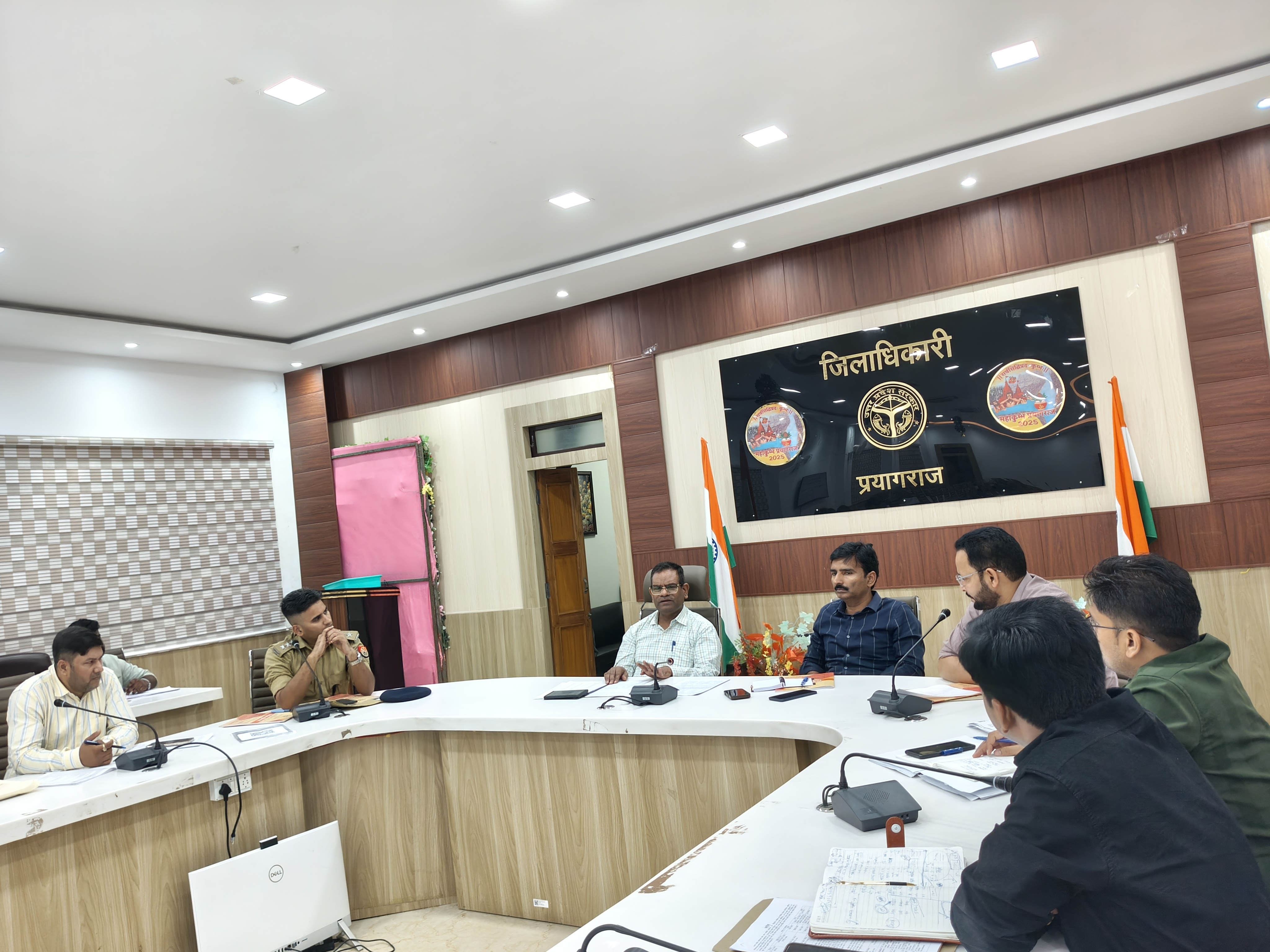 प्रयागराज, उत्तर प्रदेश अधीनस्थ सेवा चयन आयोग के सचिव की अध्यक्षता में प्रारम्भिक अर्हता परीक्षा-2026 को सकुशल, नकलविहीन व सुचितापूर्ण ढंग से सम्पन्न कराये जाने के सम्बंध में बैठक सम्पन्न*