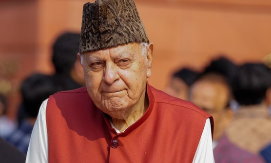 'हमारे साथ धोखा हुआ है', अनुच्छेद 370 का जिक्र कर फारूक अब्दुल्ला का बड़ा बयान