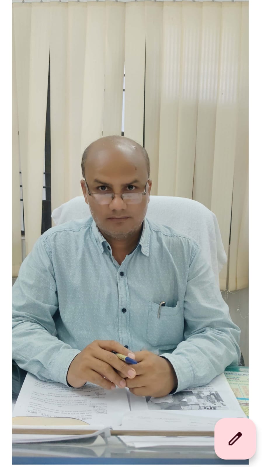कासगंज: दीपावली से पहले खाद्य विभाग का छापा, तीन मिठाइयों के नमूने जांच को भेजे